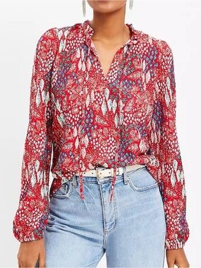 Ann Taylor LOFT Sz MEDIUM Red Garden Print Floral Tie-Neck Long-Sleeve Blouse